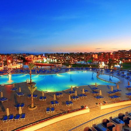 Pickalbatros Dana Beach Resort - Aqua Park Hurghada Esterno foto Sunset at the Grand Hotel