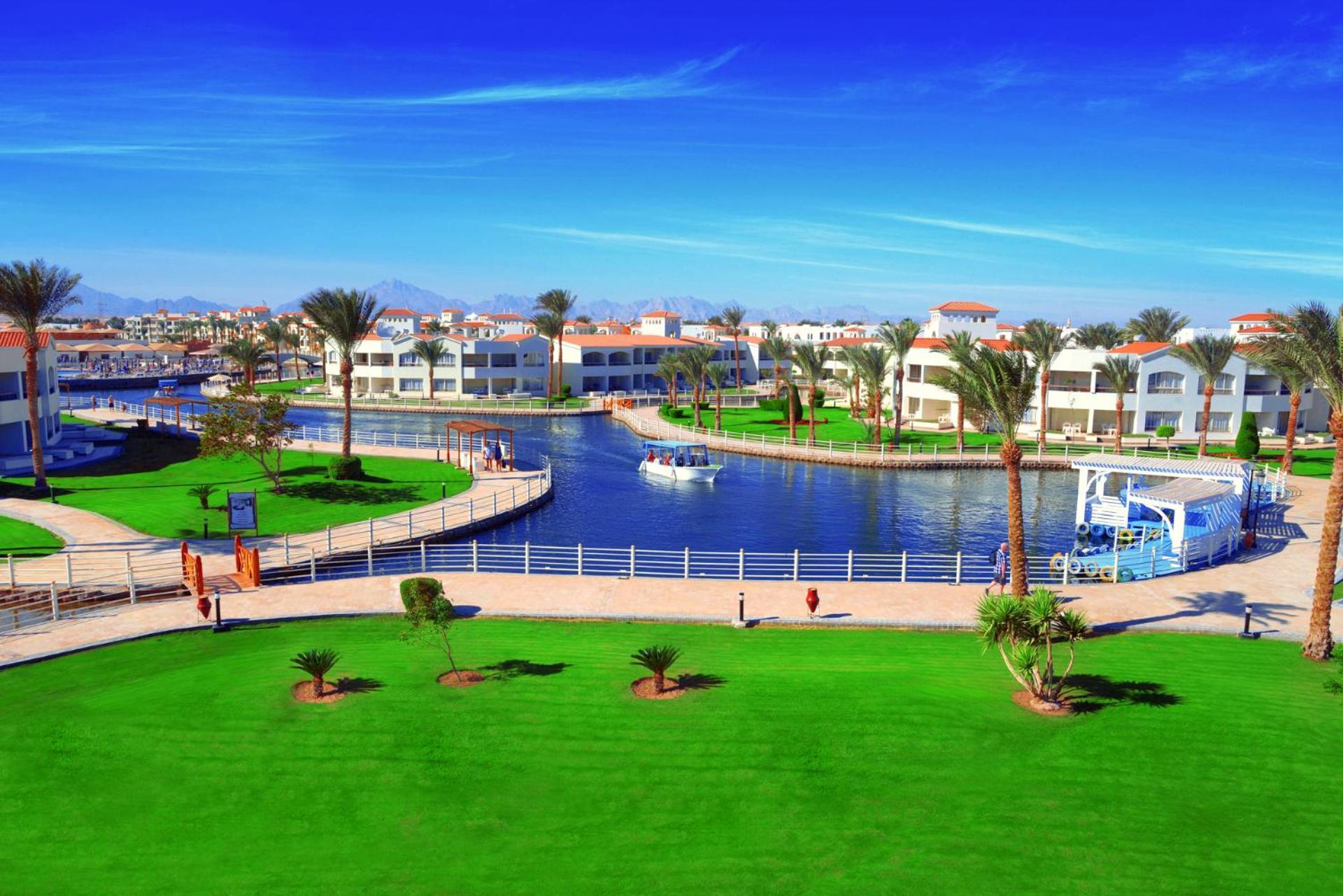 Pickalbatros Dana Beach Resort - Aqua Park Hurghada Esterno foto Marina El Alamein