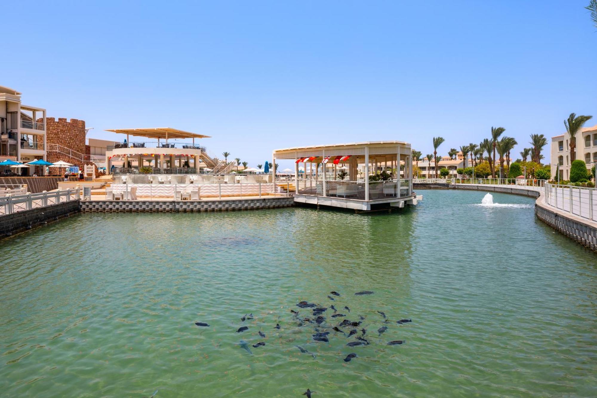 Pickalbatros Dana Beach Resort - Aqua Park Hurghada Esterno foto Marina