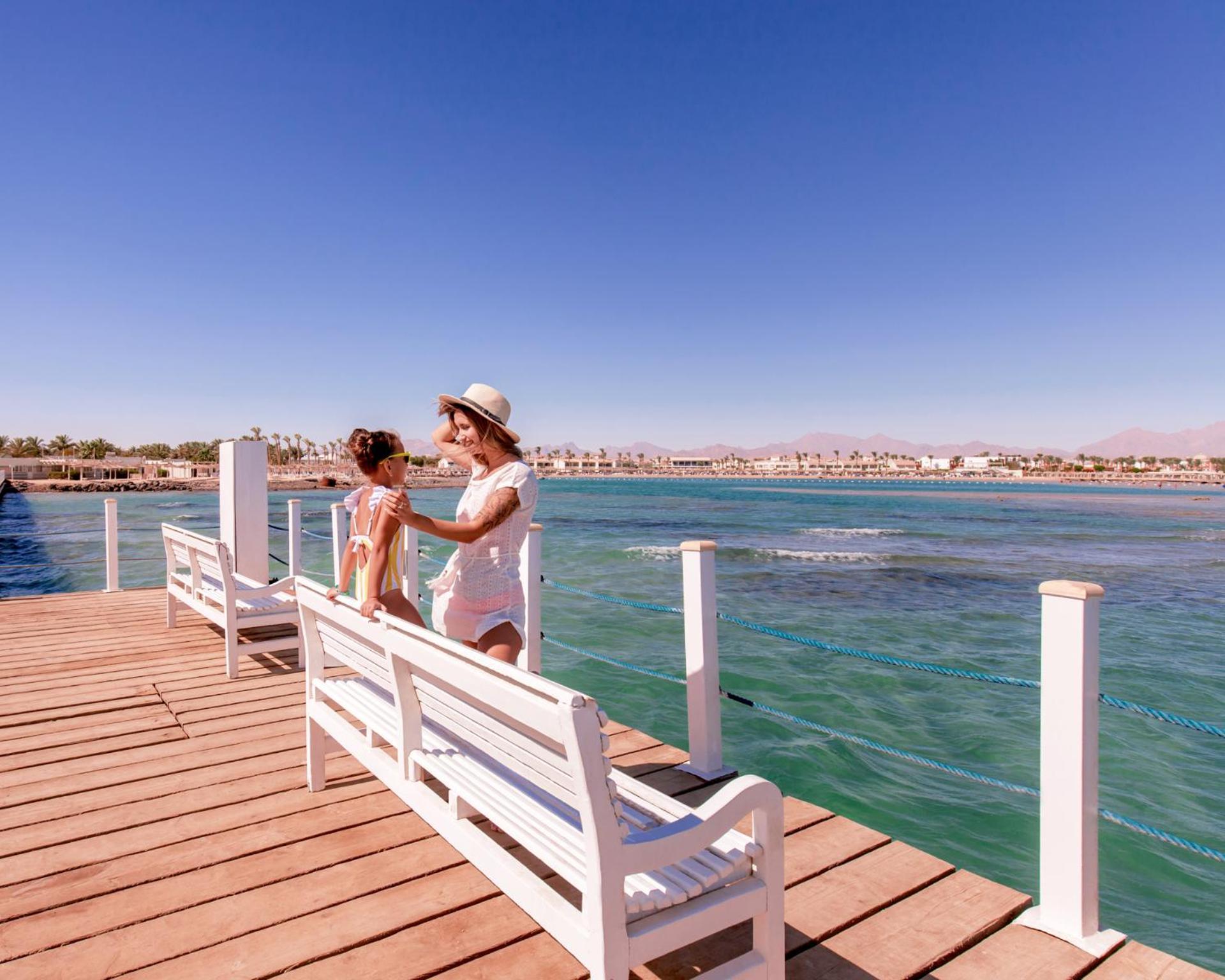 Pickalbatros Dana Beach Resort - Aqua Park Hurghada Esterno foto The Red Sea at El Alamein